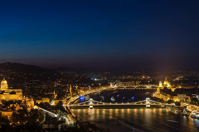 2-Hour Private Night Tour of Budapest - Pickup by luxury vehicle: the smooth way to tour when roads get tricky