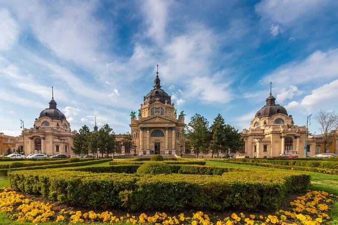 4 hours long private walking tour in Budapest - From Széchenyi Baths to Vajdahunyad Castle: A Park Start With Personality