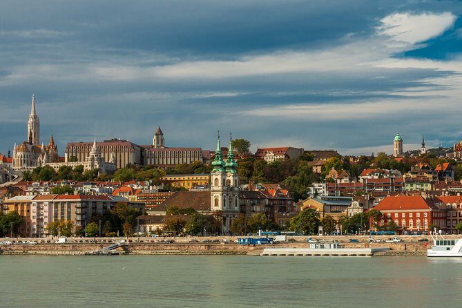 4 hours long private walking tour in Budapest - Tips That Help You Enjoy the Day More
