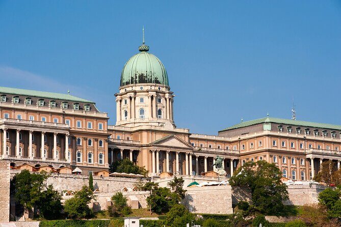 Accessible Budapest Tour - Stop 1: St. Stephen’s Basilica (Szent István Bazilika) Without the Wrong Stairs
