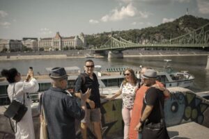 Art Nouveau Tour in Budapest: 3-Hour Private Tour - Where the tour starts: private pickup and a guide who answers questions