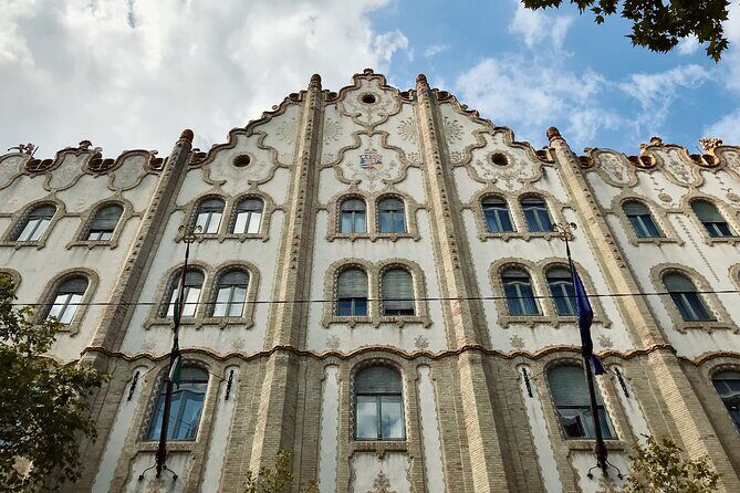 Art Nouveau Treasures of Budapest – Exclusive Private Tour - Crossing bridges toward Gellért Hill: the view part you’ll remember