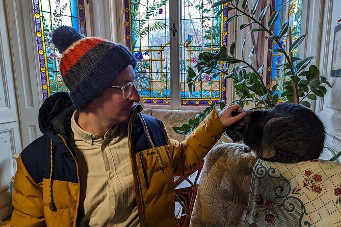 Art Nouveau Treasures of Budapest – Exclusive Private Tour - The bank buildings on Hold utca: tiles, folk motifs, and Ödön Lechner