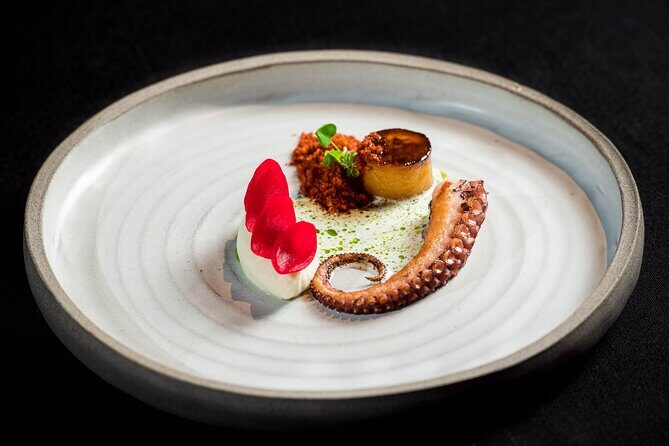 Audio visual multi-sensory chefs journey dinner experience - First Stop: The Hidden Room at Caviar & Bull Budapest