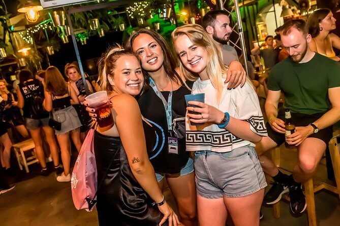 Bingo Bar Crawl - The real heart of the crawl: whistle-stop bar hopping in the Jewish Quarter
