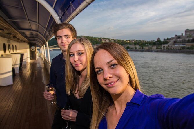 Booze Cruise Budapest Sightseeing Danube Cruise - Should You Book This Booze Cruise Budapest Sightseeing Danube Cruise?