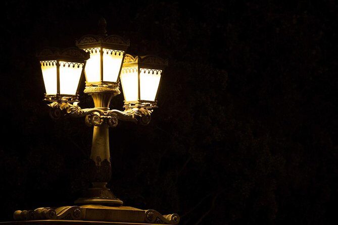 Bright Lights of Budapest Night Tour with Boat Cruise and Wine - Heroes’ Square on Andrassy Avenue: the story behind the statues