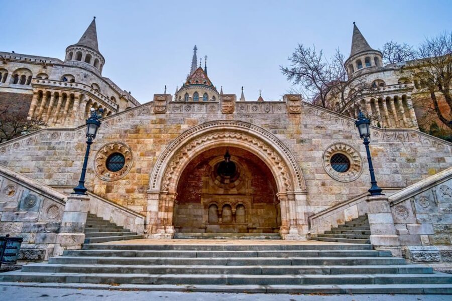 Buda Castle District and Matthias Church Private Tour - Timing, Weather, and What to Wear on Castle Hill