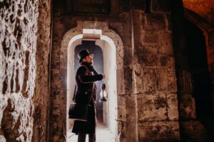 Buda Castle District Dark History, Legends and Vampire Night Tour - Meeting at Zero Kilometre and starting your climb