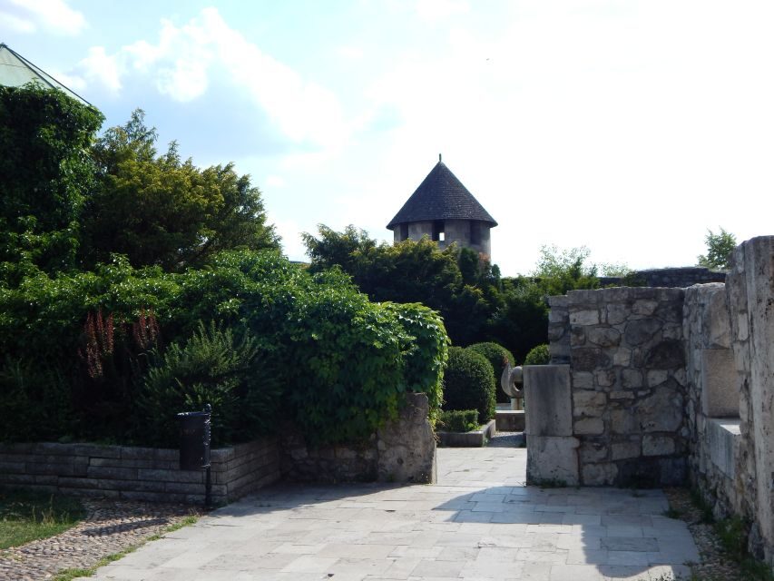 Buda Castle: Private Walking Tour - Funicular of Buda Castle: when it saves your legs