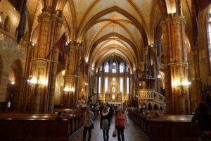 Buda Castle Walking Tour with Matthias church entry, Cake&Coffee - Matthias Church entry and the stories inside