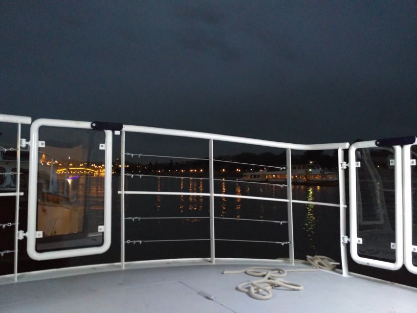 Budapest: 1-Hour Private Boat Cruise - Key things to know before you book