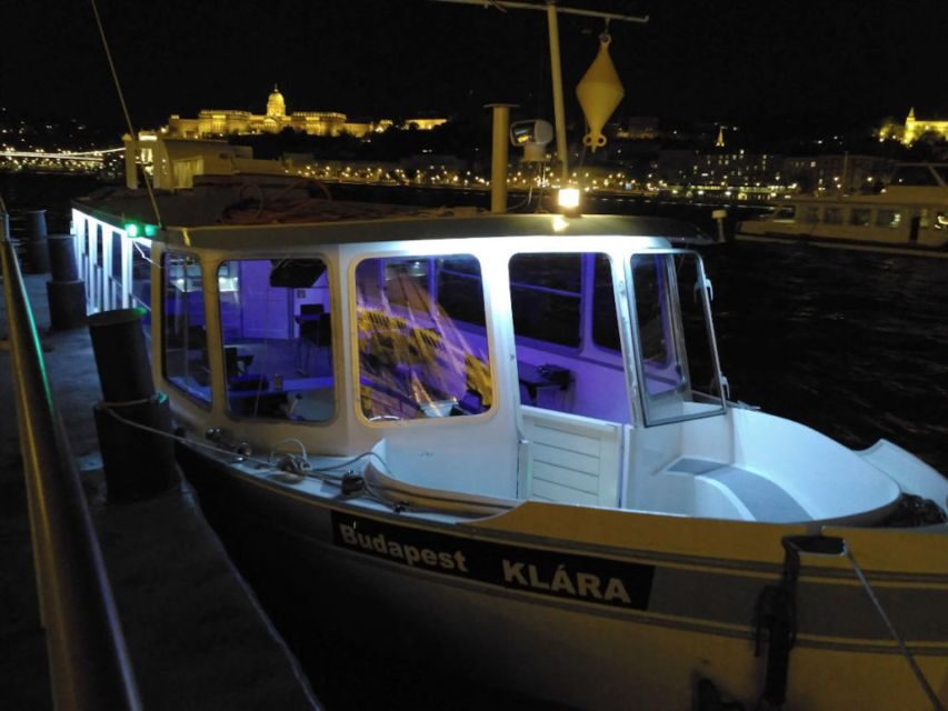 Budapest: 1-Hour Private Boat Cruise - M/S Klára and the comfort setup on board
