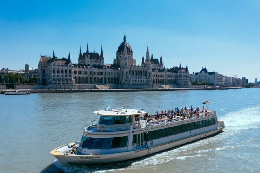 Budapest: 1-hour Sightseeing Danube River Cruise - How the Timing and Departures Work (and What If You Miss One)