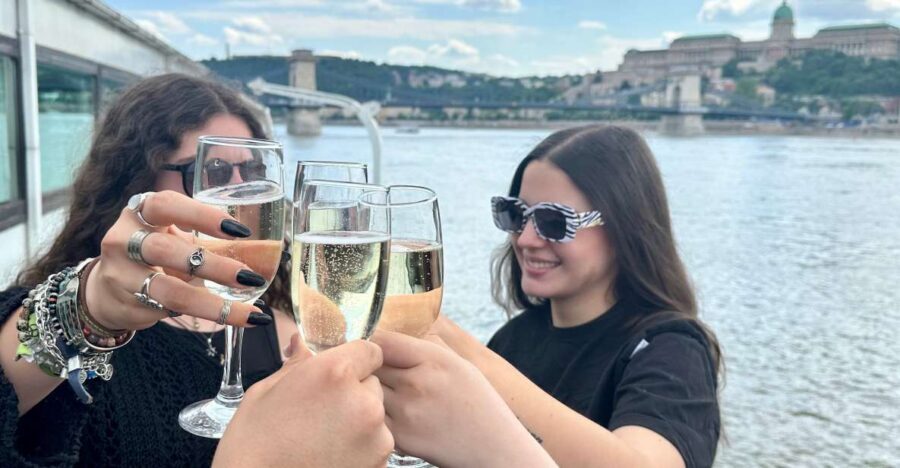 Budapest: 1 hr Sunshine Booze Cruise with Prosecco - From Akadémia Dock to the Gróf Széchenyi Ship