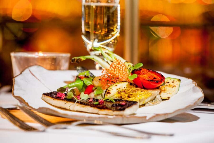 Budapest: 2-Course Dinner for 2 on a Boat Restaurant - Price and what $121 gets you for two