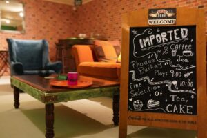Budapest: 90s Sitcom Escape Room Adventure with Drinks - The 3-Room Flow: Monica’s Kitchen, Joey and Chandler’s Apartment, and Central Perk