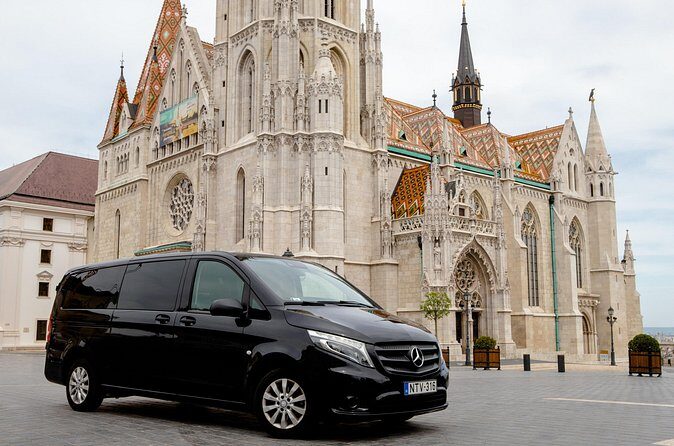 Budapest Airport transfer from Liszt Ferenc International Airport to City Centre - Meet & Greet and flight tracking: how pickup actually works