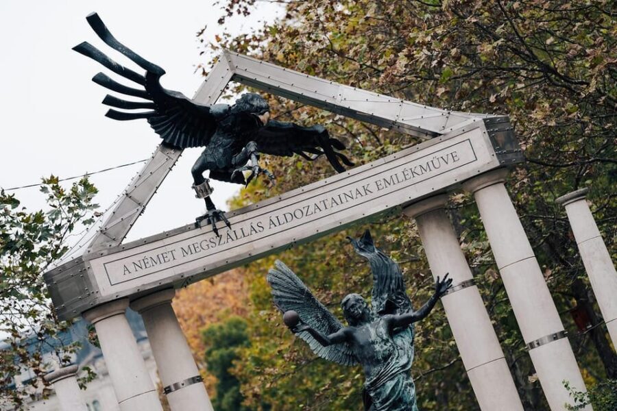 Budapest: Alternative Street Art & Jewish Tour - Who should book this Budapest street art and Jewish Quarter tour