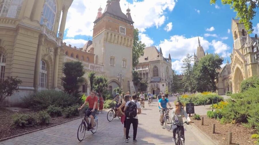 Budapest Bike Tour with a Hungarian Goulash - What might disappoint you (and how to plan around it)
