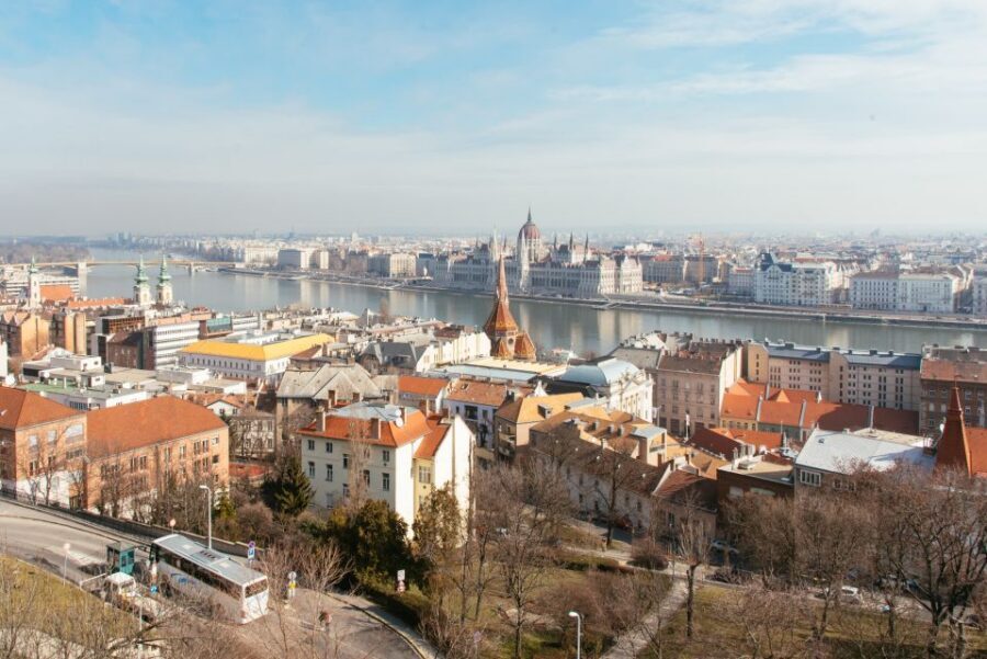 Budapest: Buda Castle District Walking Tour with a Historian - The coffee stop: small break, smart reset