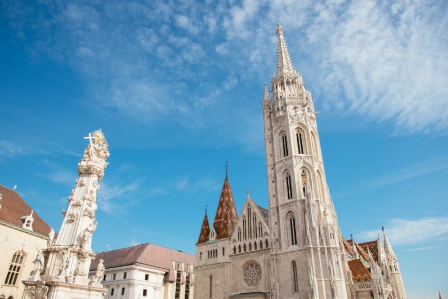 Budapest: Buda Castle District Walking Tour with a Historian - Fisherman’s Bastion: the best view stop for connecting Buda to Pest