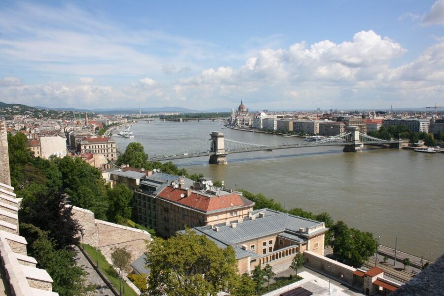 Budapest: Buda Castle Private Walking Tour - Optional Watertown: A Small-Time Extension with Big Atmosphere