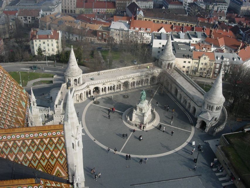 Budapest: Buda Castle Private Walking Tour - Starting Smooth: Pickup and a Private Guide Who Sets the Tone