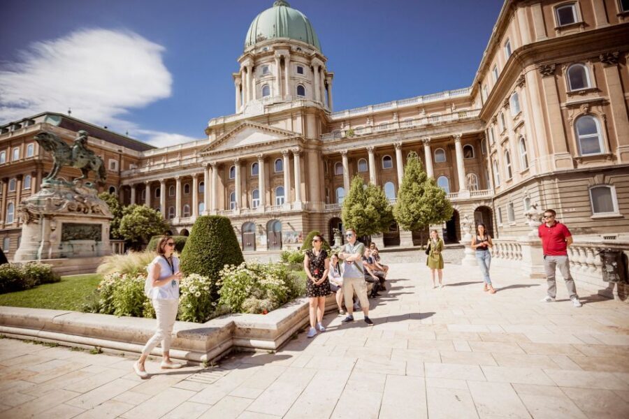 Budapest: Buda Castle Walk with Saint Stephen's Hall - Getting around construction and handling rain like a pro