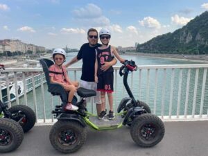Budapest: Buda Highlights Guided Tour on Electric EZRaider - Meeting at BudapestRaider and Getting Comfortable Before You Go