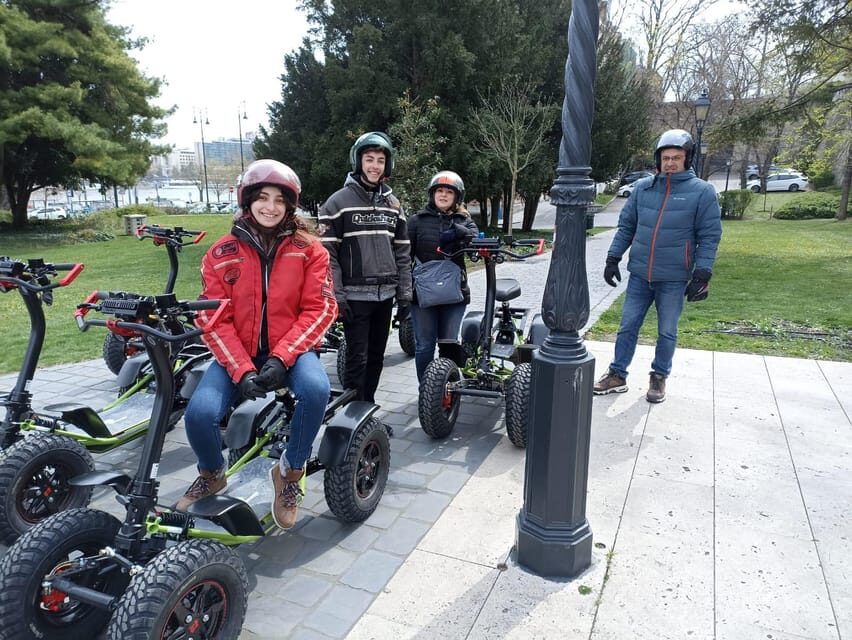 Budapest: Buda Highlights Guided Tour on Electric EZRaider - Guides Make the Difference: Beyond Landmarks, You Get City Tips