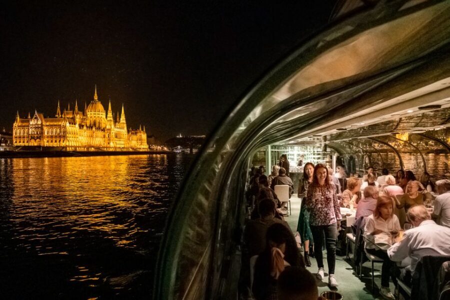 Budapest: Candlelit Dinner River Cruise with Live Music - Who should book, and who should skip