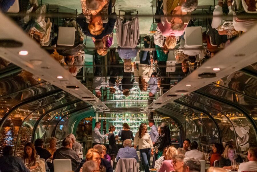 Budapest: Candlelit Dinner River Cruise with Live Music - Live music: the sweet spot for conversation