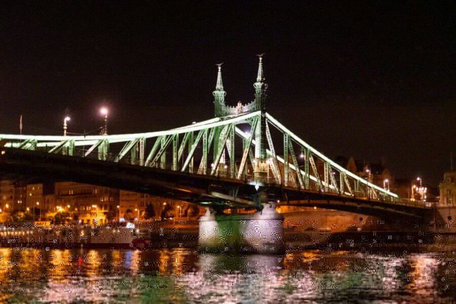 Budapest: Candlelit Dinner River Cruise with Live Music - Price and value: is $129 actually worth it?