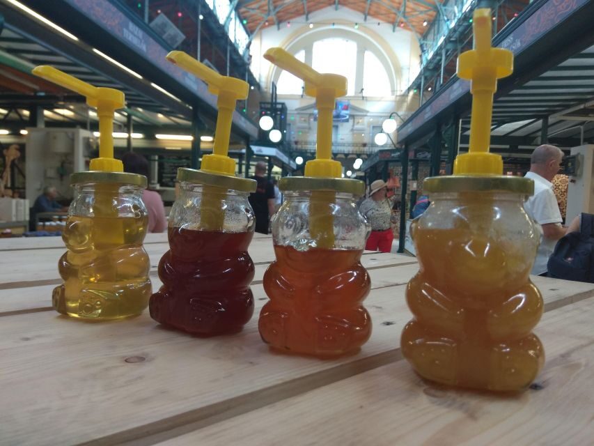 Budapest: Central Market Hall Guided Food Tour with Tastings - Who should book this tour (and who should skip it)