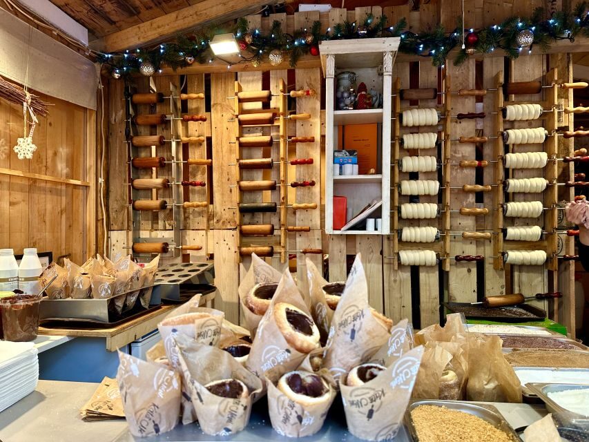 Budapest: Christmas Market Guided Walking Tour with Tastings - Meeting by the Hungarian State Opera House