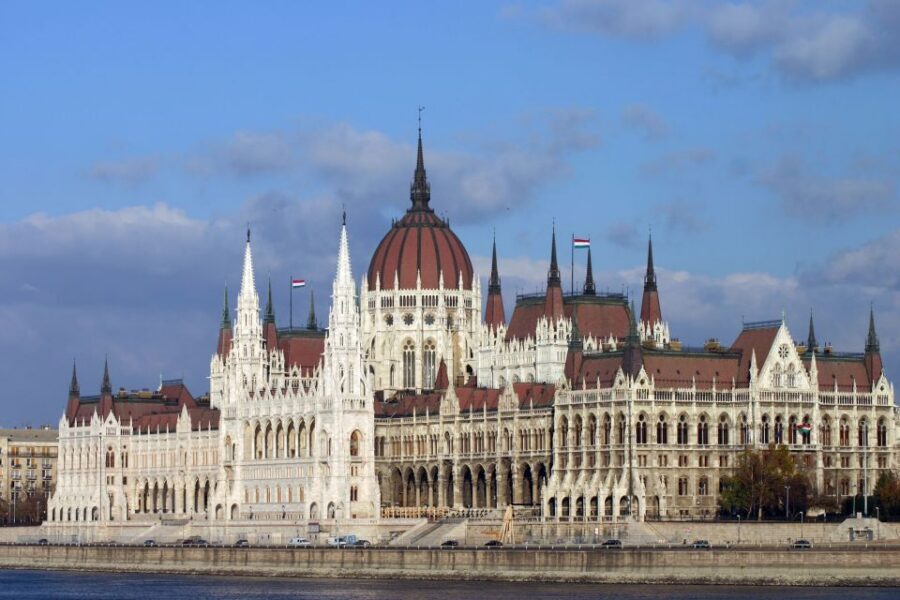 Budapest: City Discovery Tour - Danube viewpoints and the Opera House pass you’ll remember later
