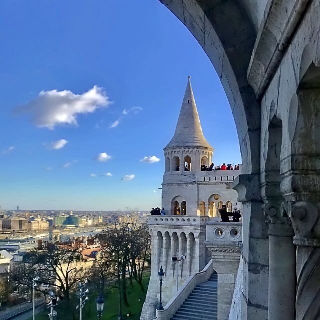 Budapest: City Discovery Tour - Start at Eurama and plan extra time for the meeting point