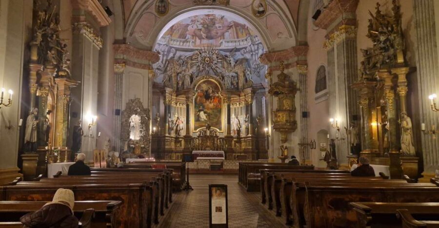 Budapest: Classical Music Concert in St. Michael's Church - Your Ticket Experience: Pre-Booked Seats and a Clear 70-Minute Format