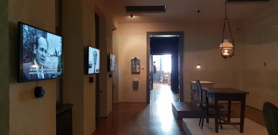 Budapest: Communist History Tour with House of Terror Option - Skip the Ticket Line and Get a Guide, Not a Script