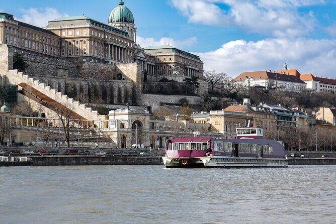 Budapest Danube 1 Hour Sunset or Night Cruise with Audio Guide - Chain Bridge at night: your first big photo moment