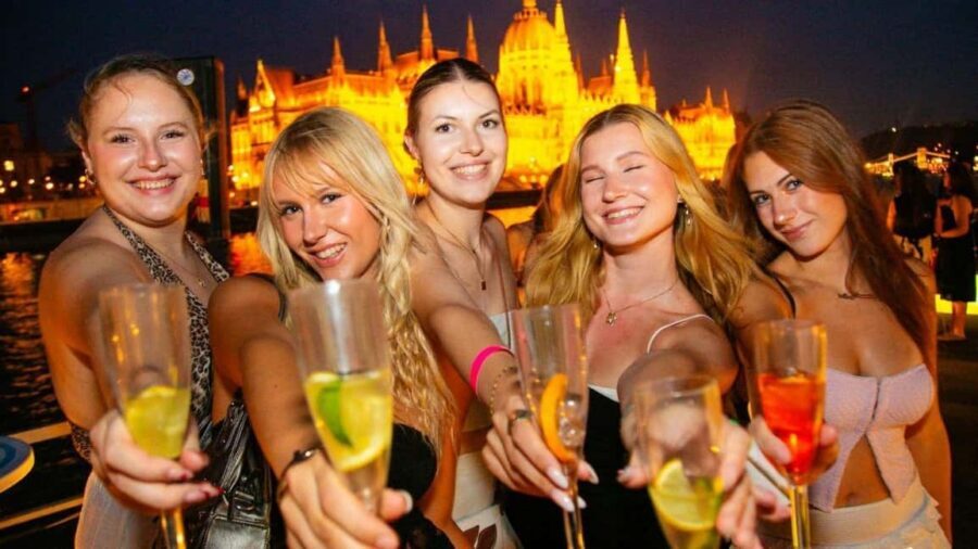 Budapest: Danube Beat Party Cruise with Drink Packages - The 2-Hour Party Cruise: What the Danube Beat Actually Delivers