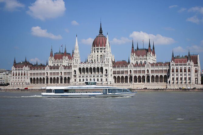 Budapest Danube Cruise with Drink, Audio Guide, Margaret Island - Time And Pace: Why This Fits Busy Budapest Days