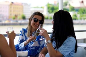Budapest: Downtown Budapest Unlimited Booze Cruise - Where You Meet: Silverline by Elizabeth Bridge