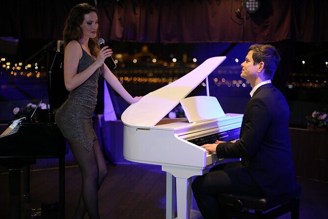 Budapest Drinks and Piano Show Cruise - Drinks, Atmosphere, and Onboard Practicalities