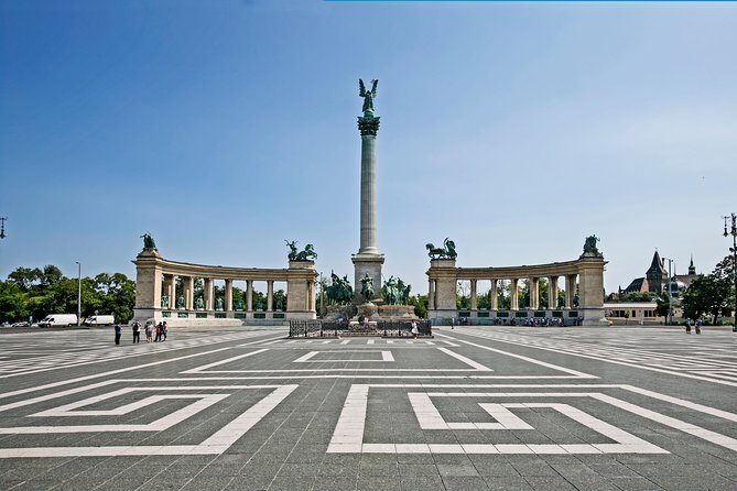 Budapest E-bike Tour - Getting Started at Yellow Zebra: Fast Setup, Easy Exit