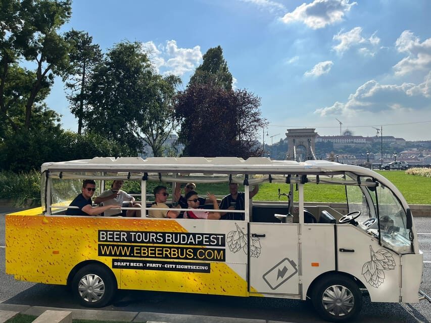 Budapest: eBeerBus Sightseeing Tour - The Beer Part: unlimited Hungarian draft, music, and onboard rules