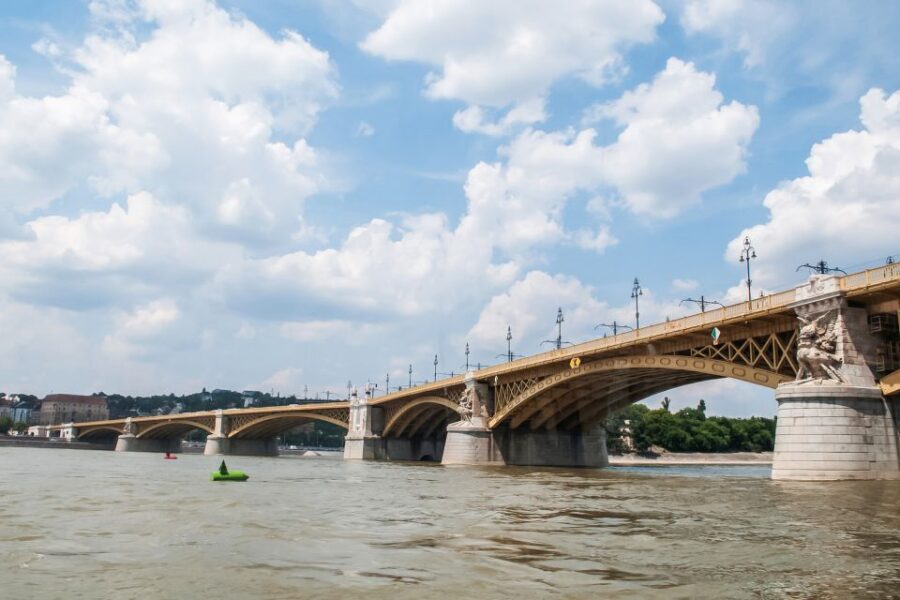 Budapest: Floating Bus Tour by Land and Water - Headphones, Languages, and How to Get the Most From the Commentary