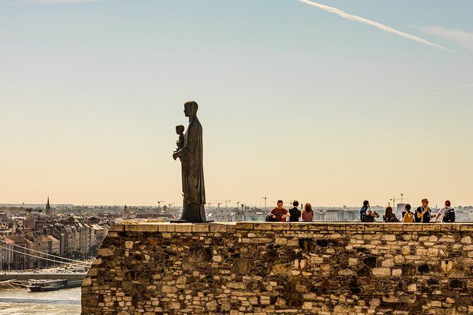 Budapest Food Tour with a Local: A Feast for Foodies 100% Personalized - Logistics and Timing: Three Hours, One Route, Minimal Hassle