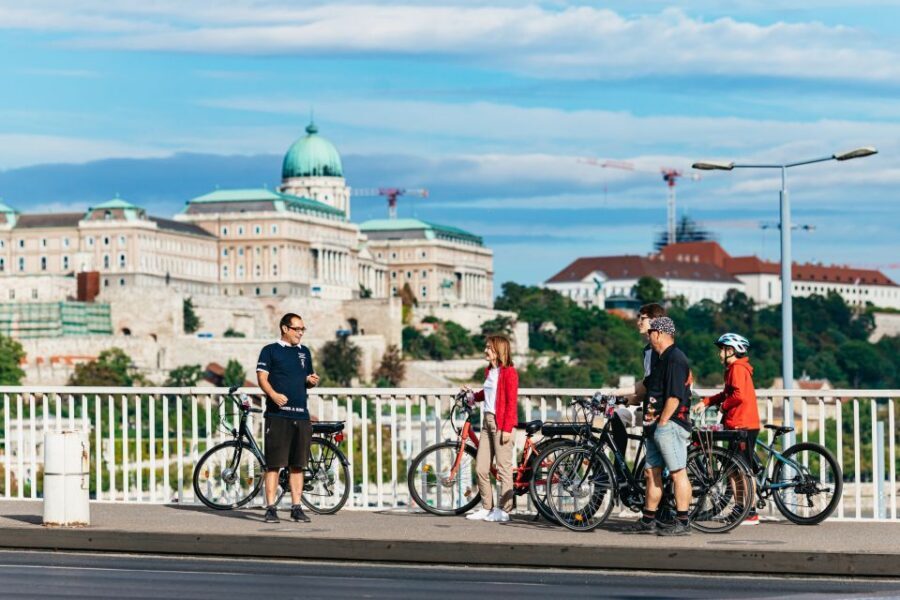 Budapest: Grand Sightseeing Bike Tour - Starting Point at Stasher: a smarter way to travel light